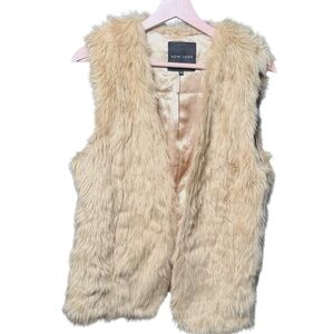 New Look Beige Faux Fur Vest 12